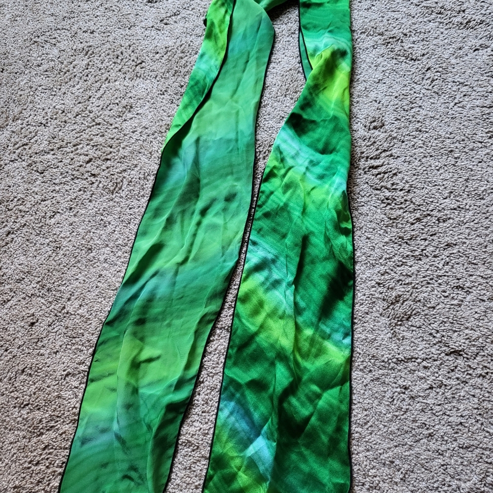 Green scarf